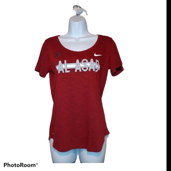 Nike | Women's  Dri-Fit The Nike Tee . Size S. - Picture 1 of 8